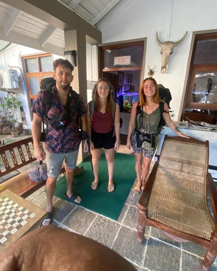 Settle Inn Tourist Lodge 康提 外观 照片